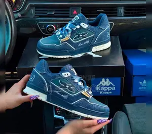 Louis Vuitton Sneakers