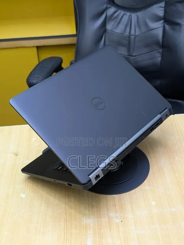 Dell Latitude 5480 Laptop - Core i7, 8GB RAM, 256GB SSD - 1