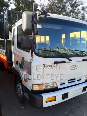 Hyundai Gold 5 Ton Truck - Manual Engine