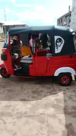 Bajaj RE 2024 Red - 1