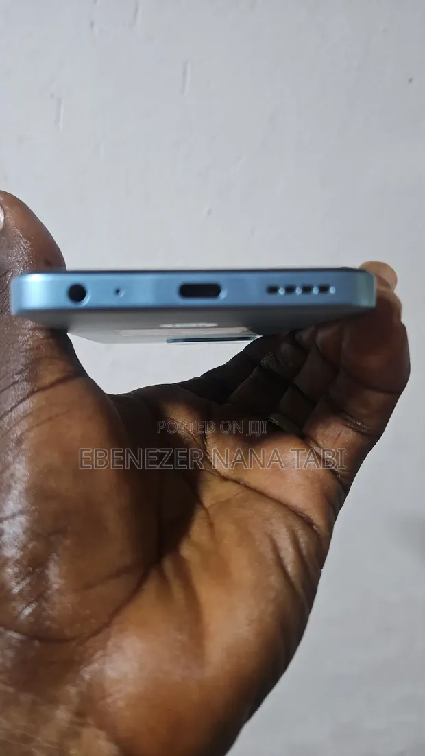 Itel A100C 128GB Black - 1