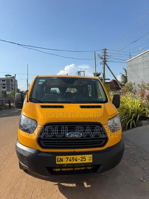 Ford Transit 2017 - Yellow