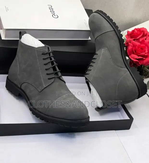 Timberland Grey Matte Leather Cap-Toe Ankle Boots - 1