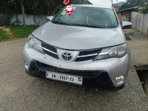 Toyota RAV4 2015 Silver