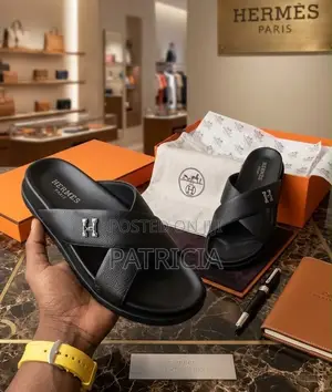 Fendi Classic Slippers - Men's Size 40