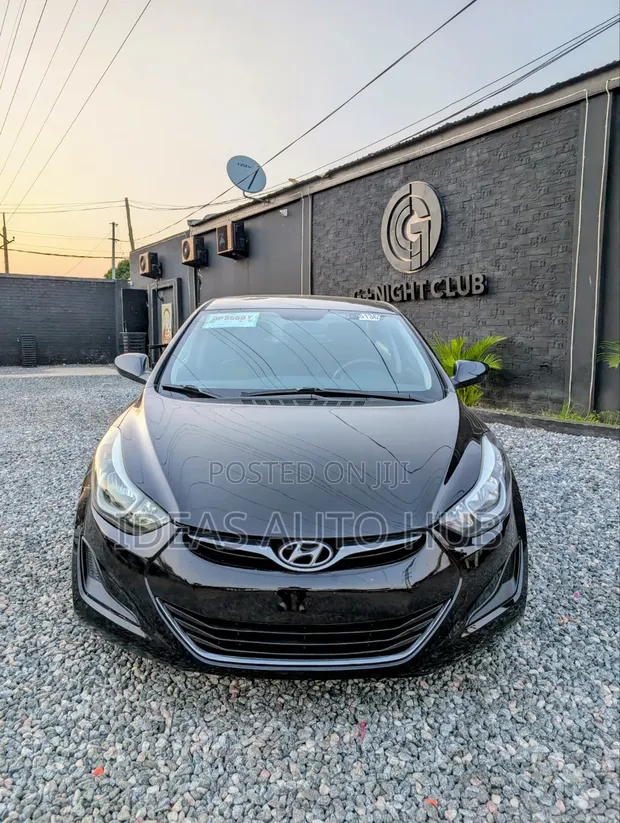 2016 Hyundai Elantra SE Sedan FWD 1.8L Petrol - 1