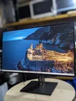 HP Z32 31.5 Inch 4K UHD IPS USB-C Monitor - 1