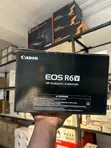 Canon EOS R6 Mirrorless Camera with 24-105mm f/4 Lens - 2