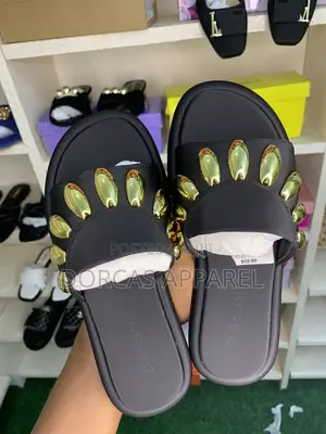La Slippers - Brand New Women's Size 37