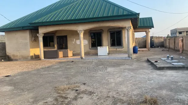 5 Bedroom House for Sale in Sam Properties, Amasaman - 1