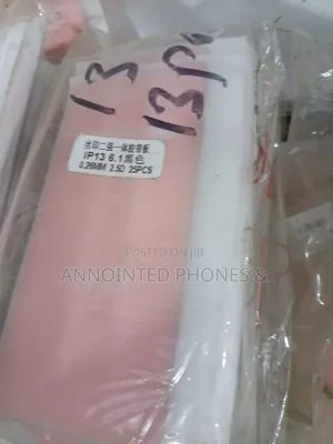 iPhone 13 Pro Tempered Glass Screen Protector