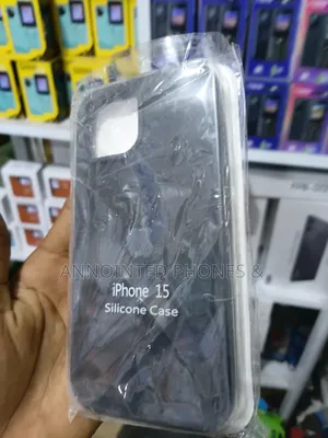 iPhone 15 Pouch - Full Protection