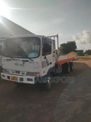 Hyundai HD78 5 Ton Truck 2005 White