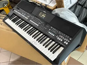 Yamaha PSR-SX600 Electronic Keyboard