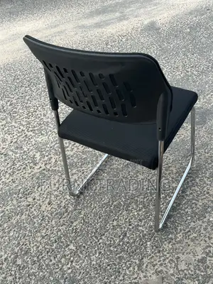 VIG Furniture Office Visitors Chair - Brand New