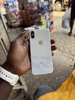 Apple iPhone X 256GB White