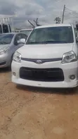 Toyota Sienta 1.5 FWD 2013 White - 1