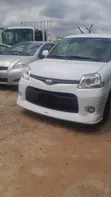 Toyota Sienta 1.5 FWD 2013 White - 3