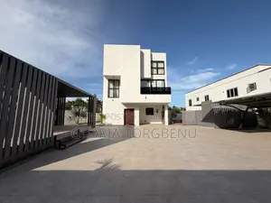 4 Bedroom House with Pool & BQ for Sale in East Legon