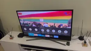 Used Samsung 4K UHD LED Smart TV (43-inch)