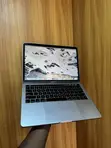 Apple MacBook Pro 2019 13" Core i5 8GB RAM 128GB SSD - 4