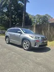 2016 Toyota Highlander XLE V6 4x4 SUV - 1