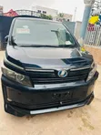 Toyota Voxy Hybrid X 2WD 7-Seater 2015 Black - 1