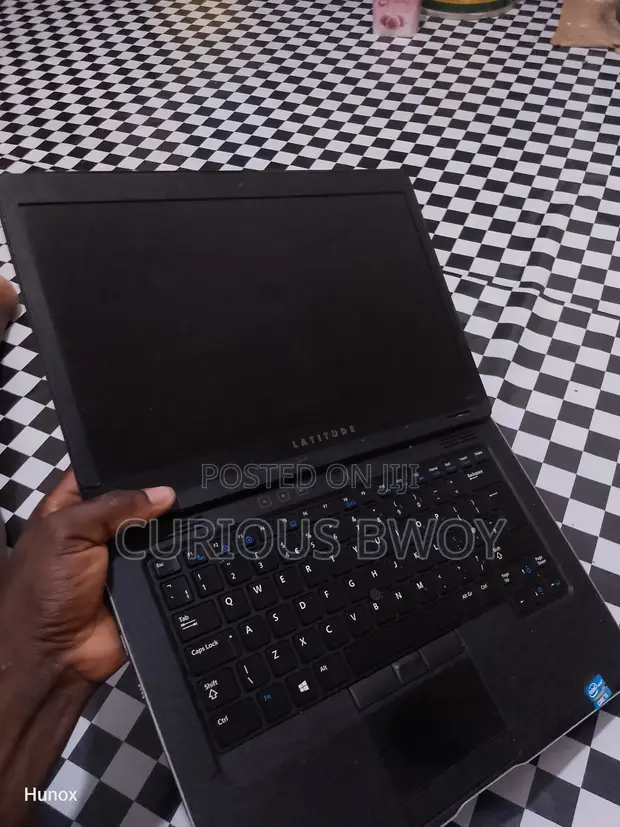 Dell Latitude 6430u Laptop - Intel Core i5, 8GB RAM, 128GB SSD - 1