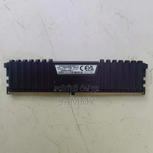 8GB DDR4 Corsair Vengeance RAM