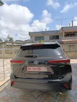 2022 Toyota Highlander XLE Hybrid Black - 4