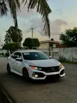 Honda Civic EX Hatchback 2019 White - 2
