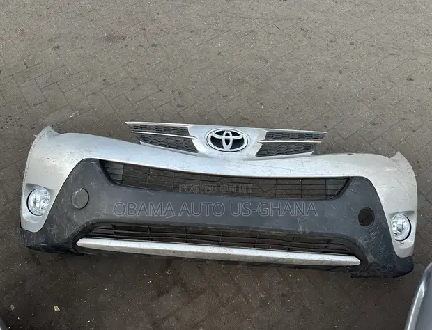 Toyota RAV4 2014-2015 Front Bumper (Used) - 1