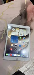Apple iPad 9.7 64GB Black - 4