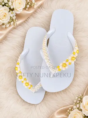 Luxury Pearl Floral Beaded Slippers for Ladies