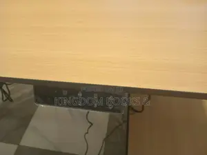 Modern Electric Height Adjustable L-Shape Executive Desk (2000x1600mm)