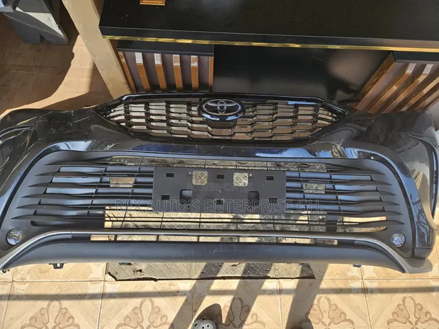 Toyota Highlander 2020-2021 Front Bumper - 1