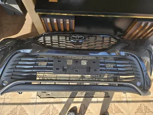 Toyota Highlander 2020-2021 Front Bumper