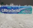Ultra Brite Baking Soda & Peroxide Whitening Toothpaste - 1