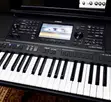 Yamaha PSR-SX700 Professional Arranger Keyboard - 3