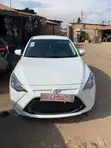 2019 Toyota Yaris White - 1