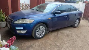 Ford Mondeo 2.0 Ambiente 2009 Blue