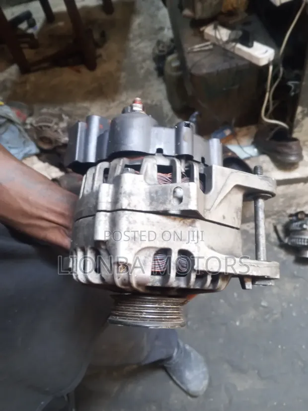 Hyundai Elantra 2010 Alternator - 1