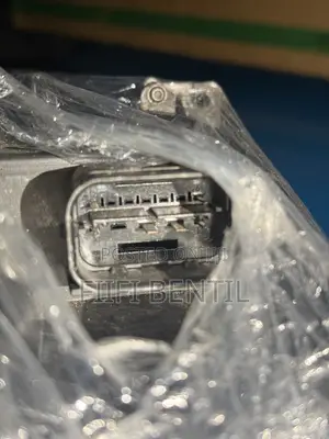 BMW 3 Series Halogen Headlights - Left Side