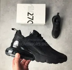 Nike Air 270 Sneakers