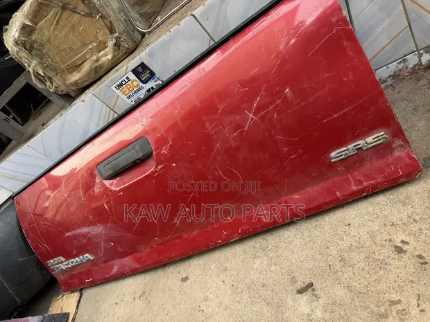 Used Tailgate/Boot for Toyota Tacoma (2012-2015) - 1