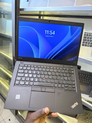 Lenovo ThinkPad X390 Laptop - Intel Core i7, 16GB RAM, 256GB SSD