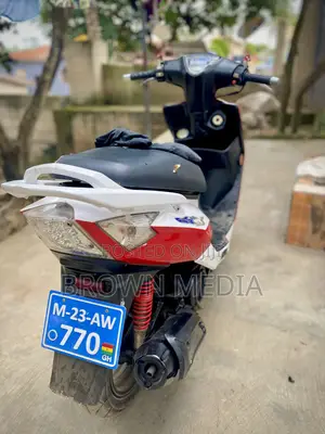 Kymco Xciting 2020 Scooter - Red