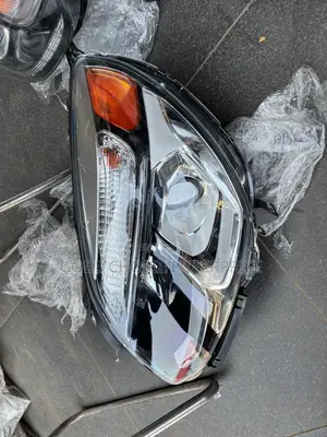 Chevrolet Equinox Headlights (2016-2018)
