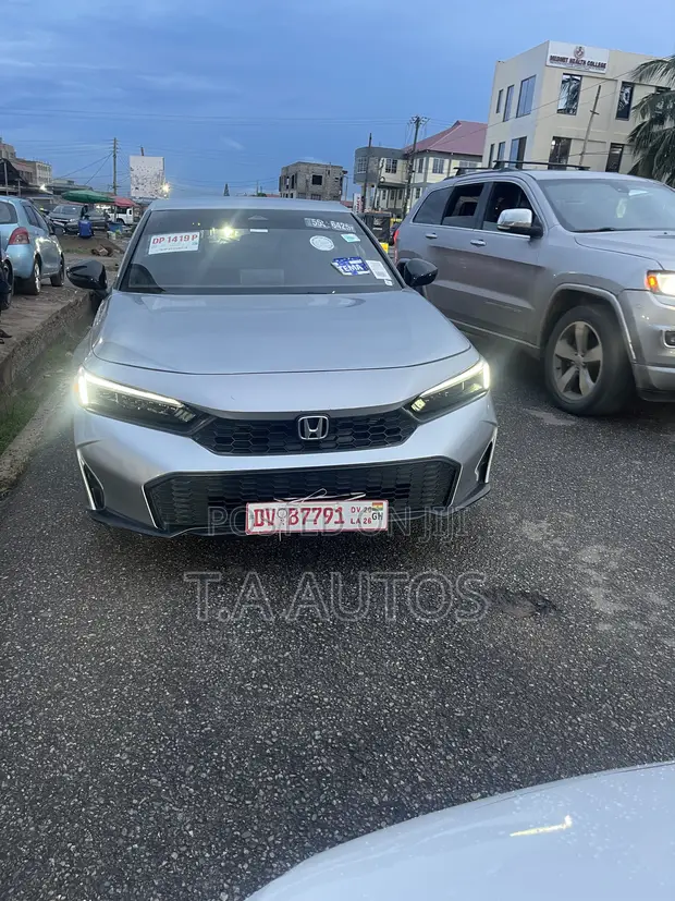 Honda Civic Sport CVT 2025 Silver - 1