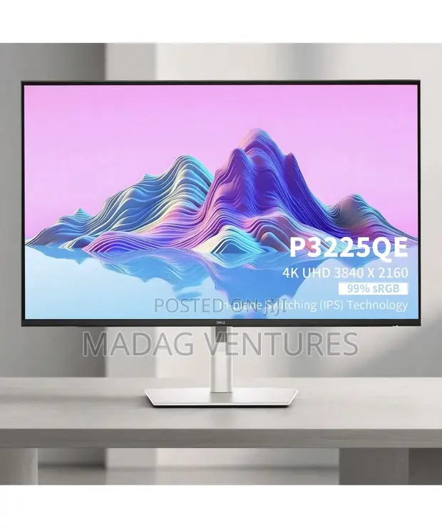 Dell P3223QE 31.5" USB-C Hub Monitor - 1